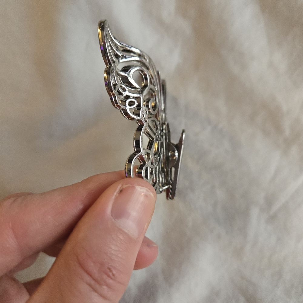 Vintage Silver Tone Metal Butterfly Filigree  Coquette Brooch Red Heart Clip - Picture 2 of 6